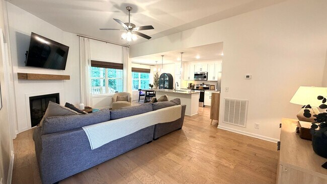 Photo - 750 Gleason Dr