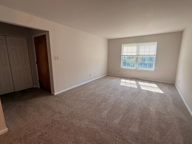 44 S Lansdowne Ave Unit 1001