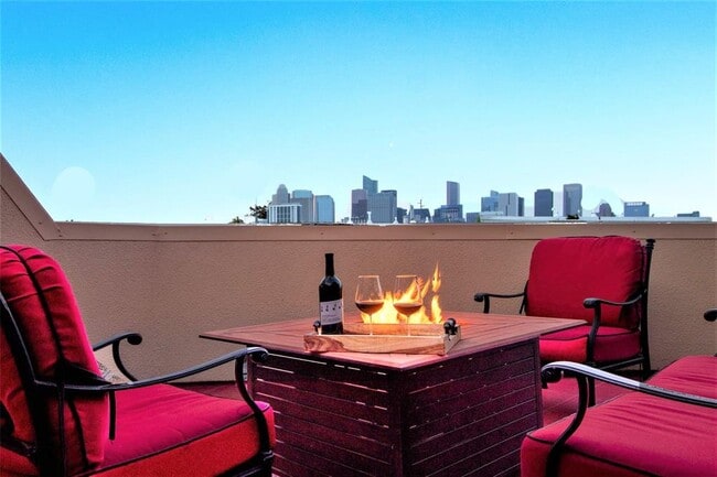 Photo - 1734 Wentworth St