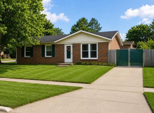 Building Photo - 17 Walnut Way