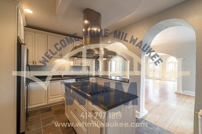 Photo - 5137 N Cumberland Blvd