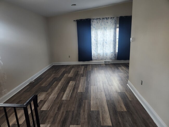 Sala de estar - 1855 Beyer Ave Unidad 2 FL