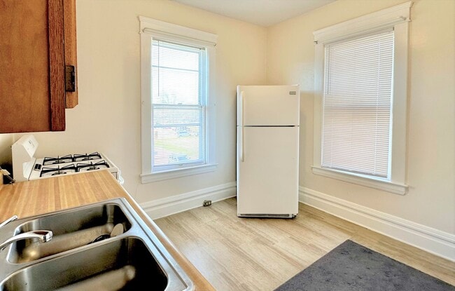 Photo - 118 Ninth St Unit Apt 3