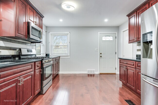 Photo - 8845 Mango Ave