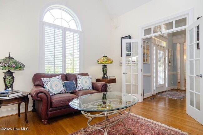 Photo - 300 Garnercrest Rd
