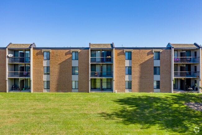 Photo - Park Plaza Apartments