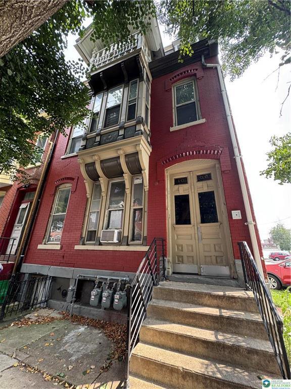 Building Photo - 1036 Linden St Unit 2 Rental
