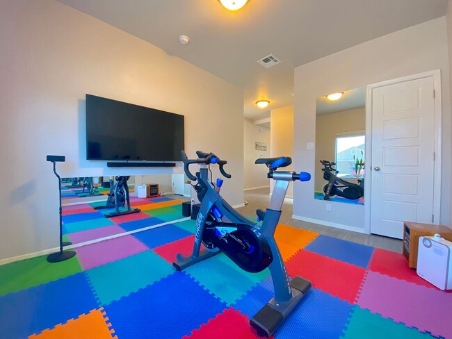 Photo - East El Paso 3 bed Refirg A/C