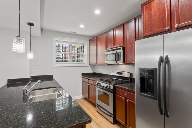 Photo - 7359 N Ashland Blvd Unit G