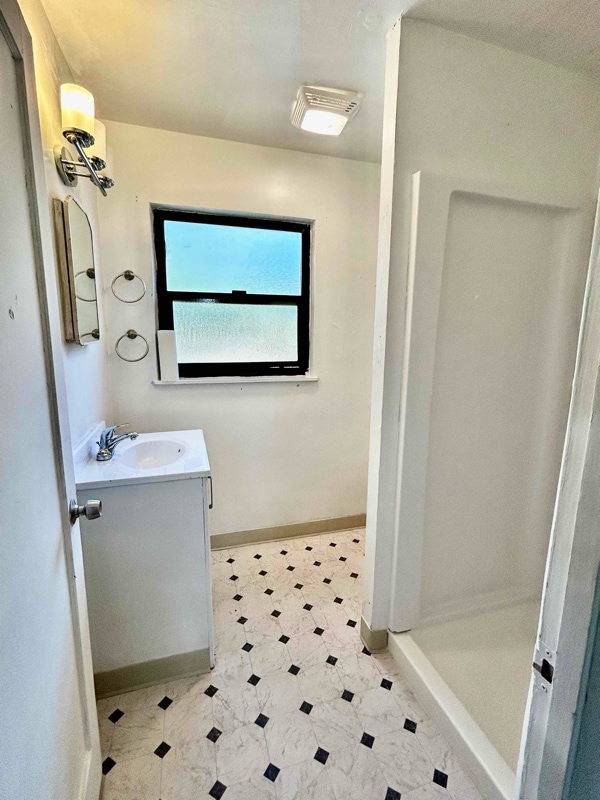 Photo - 2847 Coloma St Unidad B