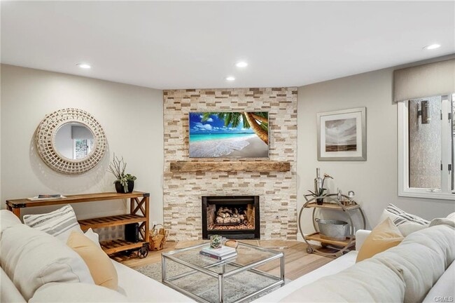 Photo - 247 Calliope St