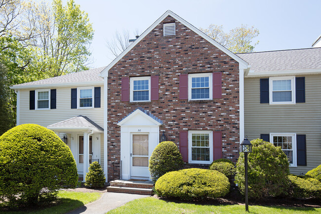 Hawthorne Village - Hawthorne Village Apartments