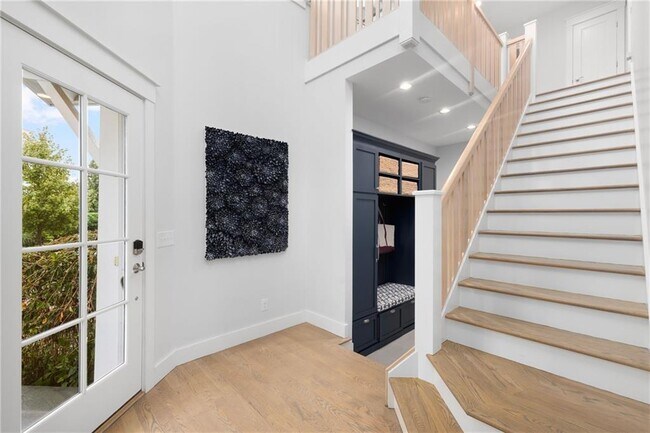 Photo - 46 Carnegie Heights Dr