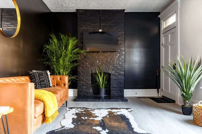 Photo - 313 W 4th Ave Unit ID1265653P