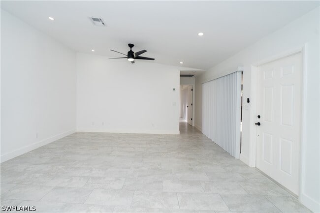 Photo - 6306 Royal Woods Dr