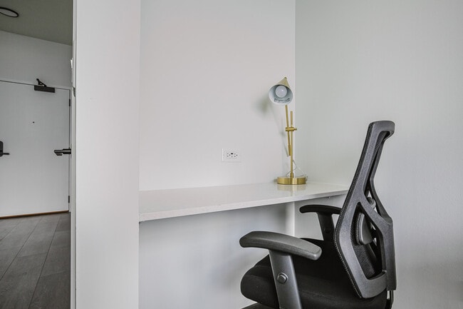 Photo - 1400 W Randolph St Unit FL10-ID1353