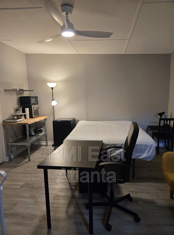 Photo - 1661 Brewer Blvd SW Unit 2