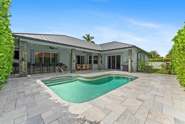 Photo - 1874 New Haven Ave