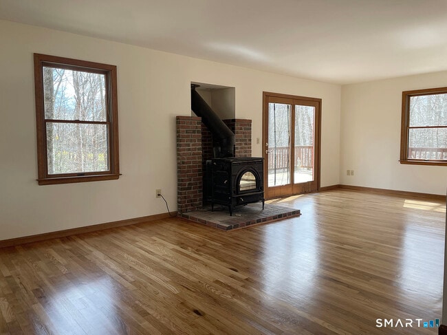 Photo - 1315 Purchase Brook Rd