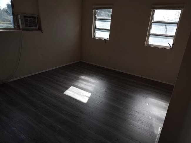 Photo - 538 State St