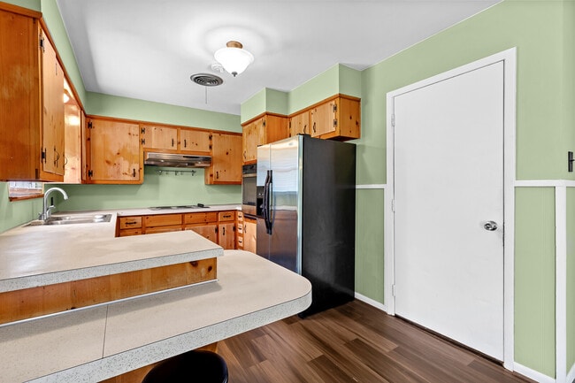 Photo - 326 S Barbara St