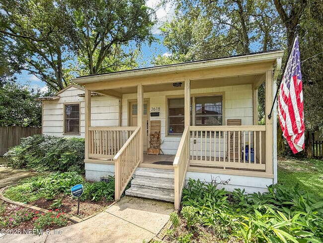 Photo - 2618 Ernest St
