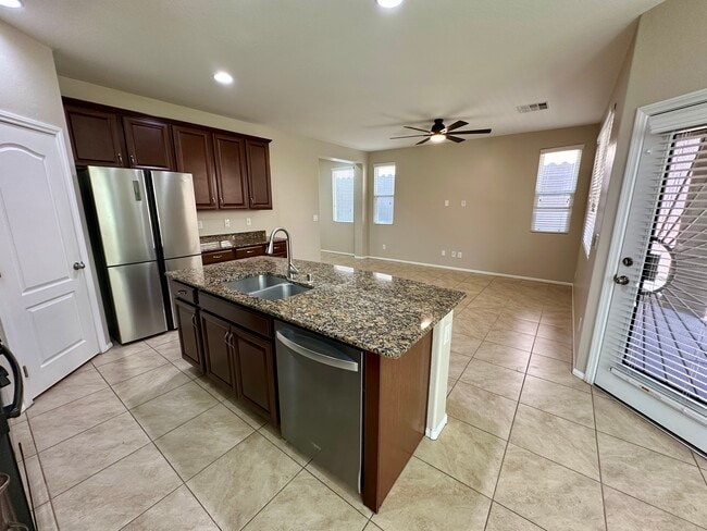 Photo - 9341 W Pearblossom Sky Ave