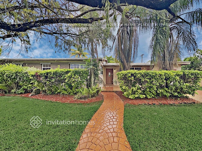 Building Photo - 9620 Thanksgiving Dr Rental