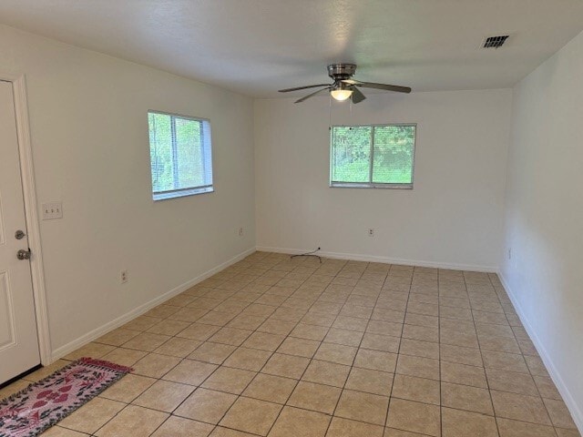 Building Photo - 3961 SE 18th Ave Unit D