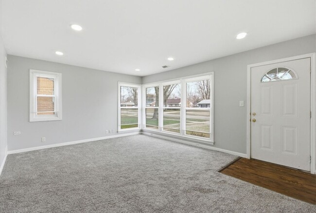 Photo - 125 Sheffield Dr