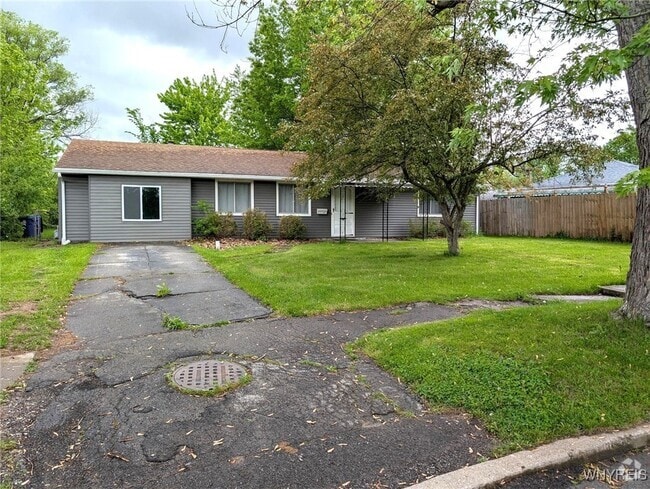 Building Photo - 116 Campus Dr N Rental