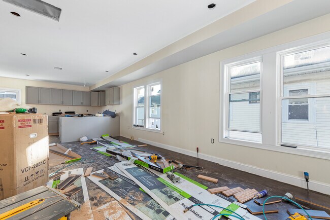 Photo - 43 Wright Ave Unit 2