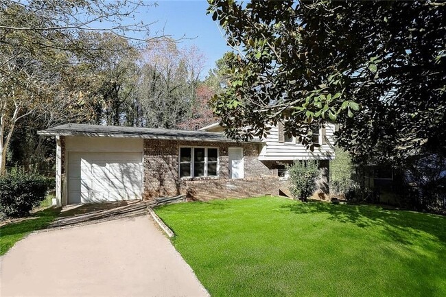 Building Photo - 2821 Petersburg Ct