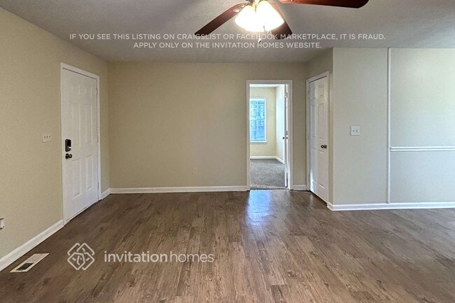 Photo - 15 Tracey Ln