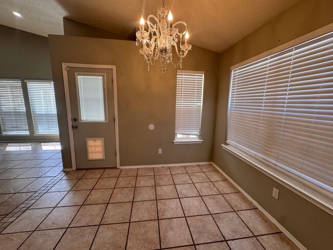Photo - Beautiful 3 Bedroom, 2 Bathroom, 3 Car Garage