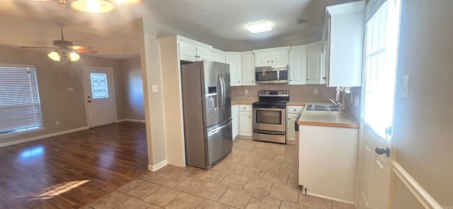 Photo - 2416 Toccata Ln