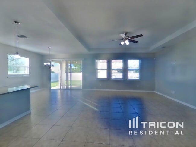 Photo - 5363 Suncatcher Dr