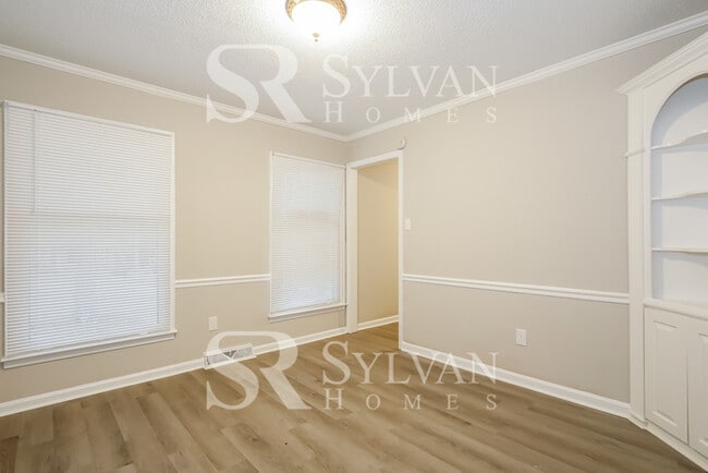 Photo - Enjoy living the good life in this 3 bedroom, 2.5 bathroom home