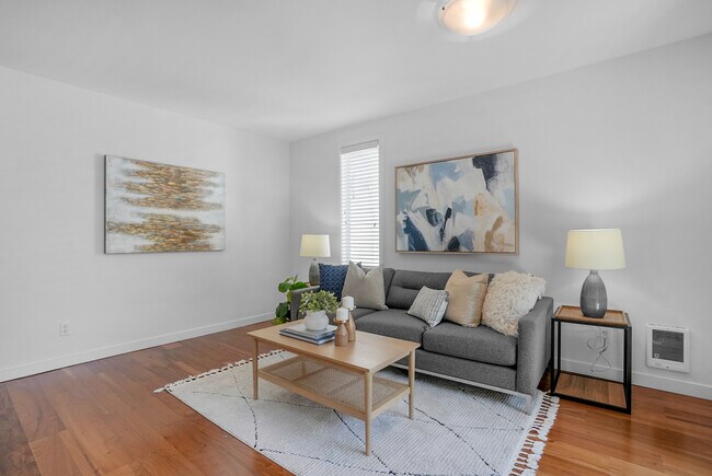 Photo - 1131 N 93rd St Unit 3