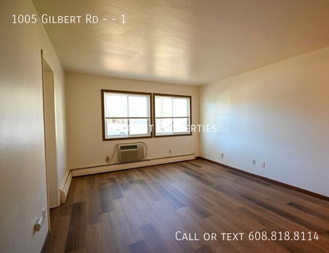 Photo - 1005 Gilbert Rd Unidad 1