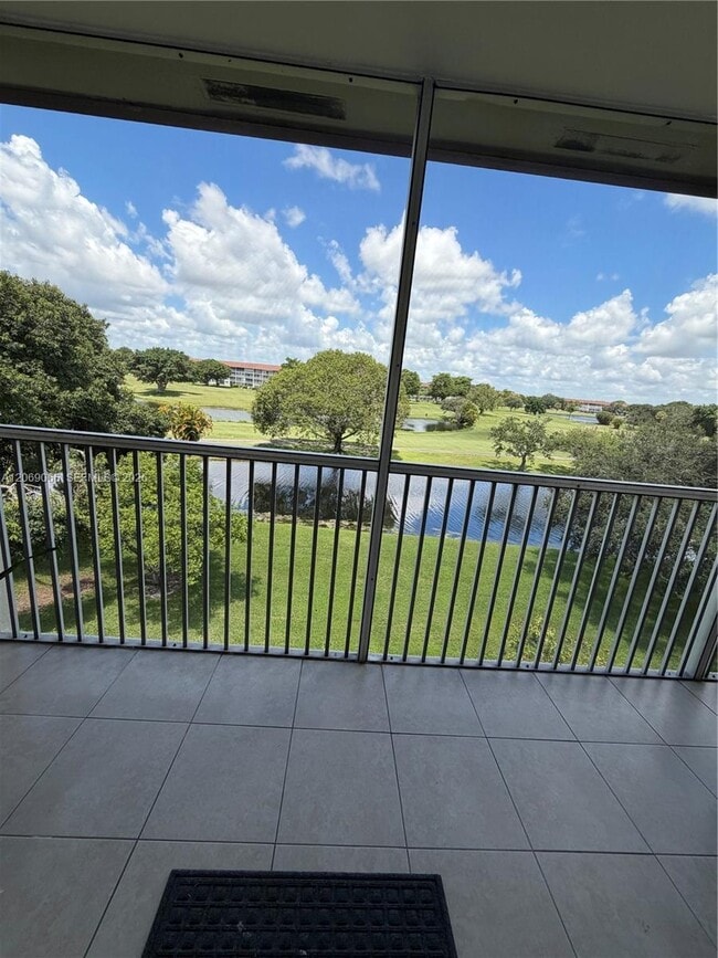 Photo - 750 SW 133rd Terrace Unit 403C