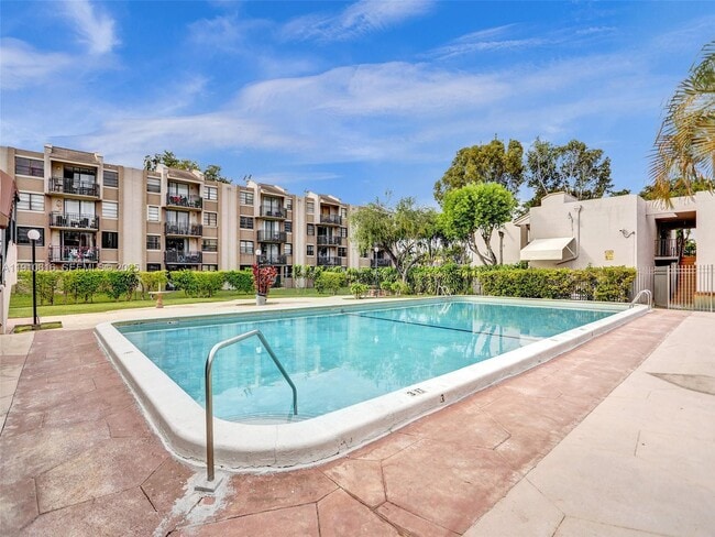 Photo - 3601 SW 117th Ave Unidad 9-203