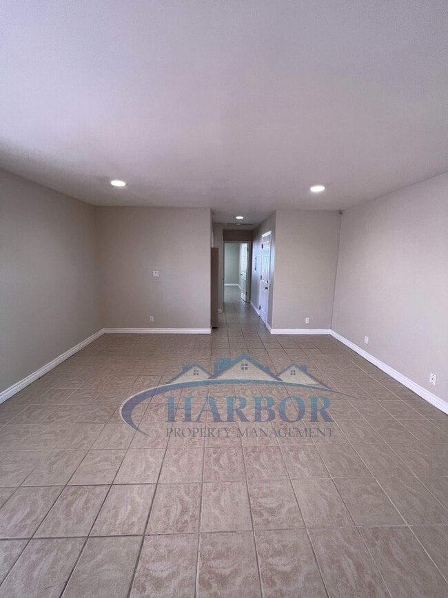 Photo - 1020-1024 S. Gaffey Street Unidad 1020