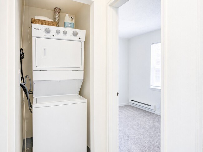 Eatoncrest Apartment Homes