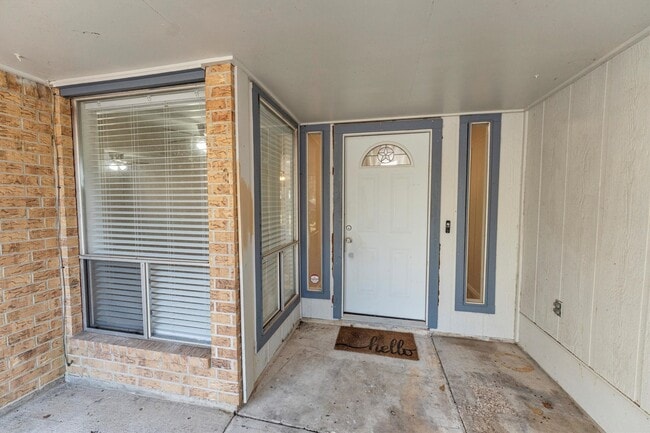 Photo - 3353 Knob Oaks Dr