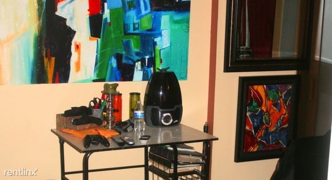 Photo - 4410 Oglethorpe St Unit #217
