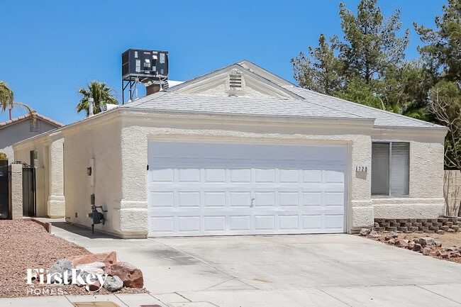Photo - 720 Roberta Alecia Ave