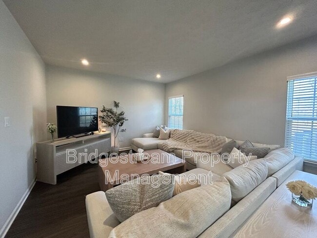 Photo - 14 Cascade Dr