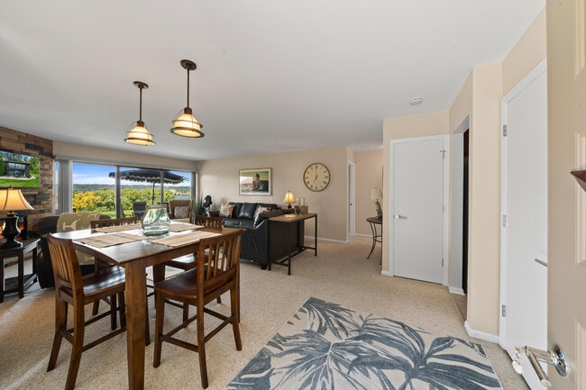 82 Red Chimney Rd