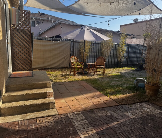 Photo - 6704 Nagle Ave